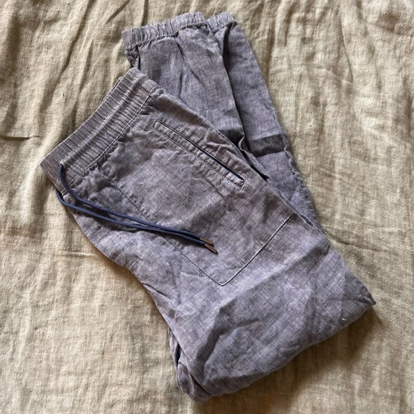 Athleta Cabo Linen Chambray Joggers Size 10
Drawstring Pull-on Pants - Picture 11 of 12
